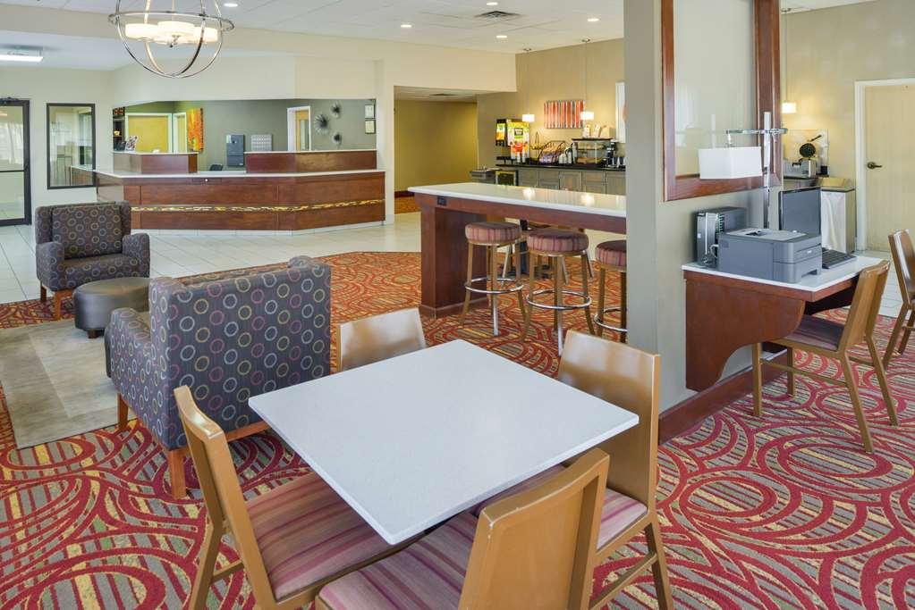 Americas Best Value Inn & Suites Bastrop Beltér fotó