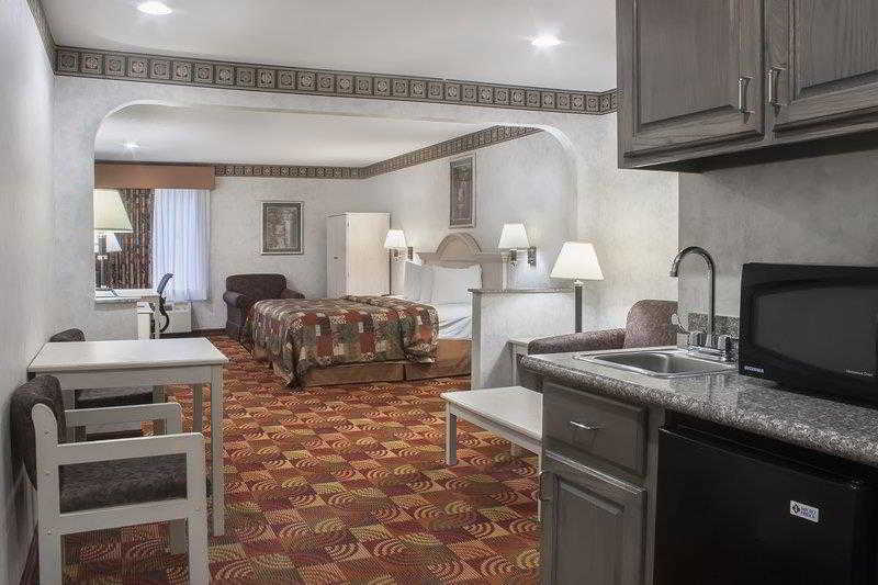 Americas Best Value Inn & Suites Bastrop Kültér fotó